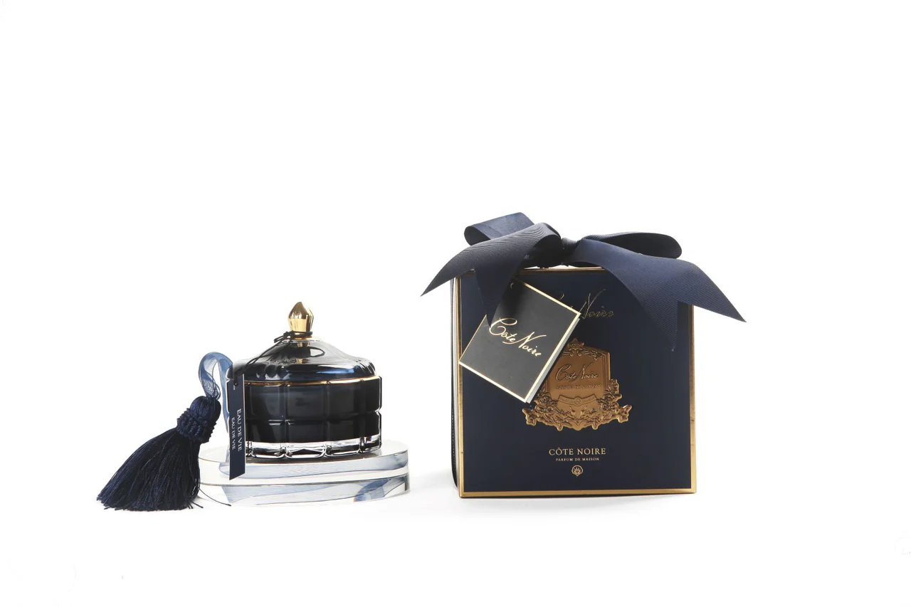 Ароматична свічка Cote Noire Navy & Gold з ароматом Eau de Vie — елегантний ароматний декор