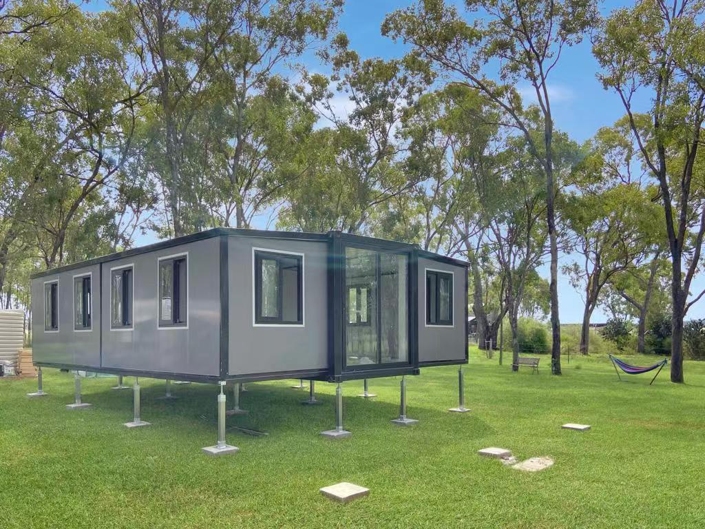 30 FT. Expandable Container Home