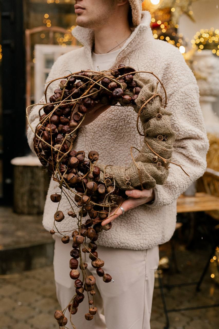 Віночок з каштанами