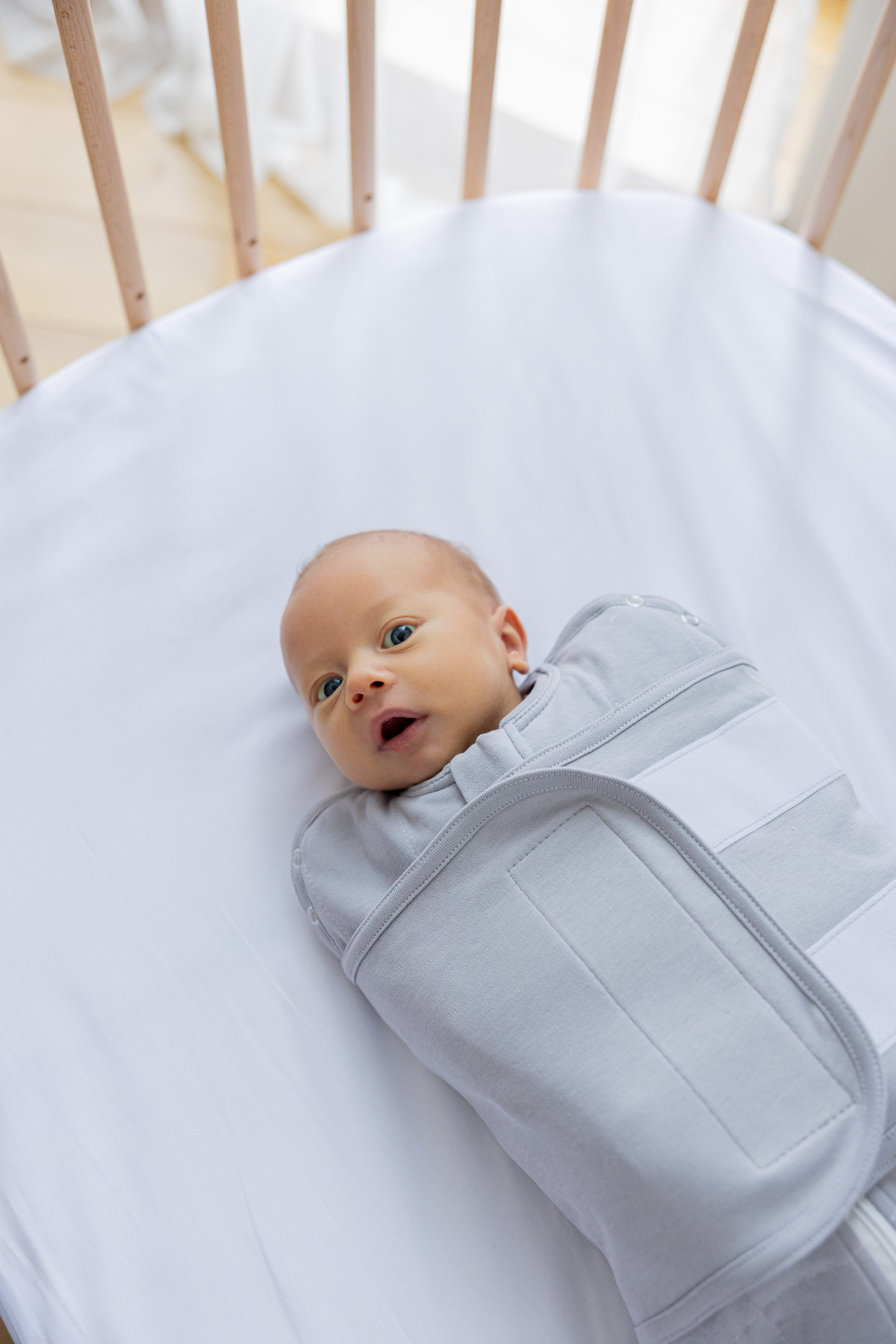 Обважений спальник S++ зі стрічкою для сповивання та кнопочками на рукавчиках