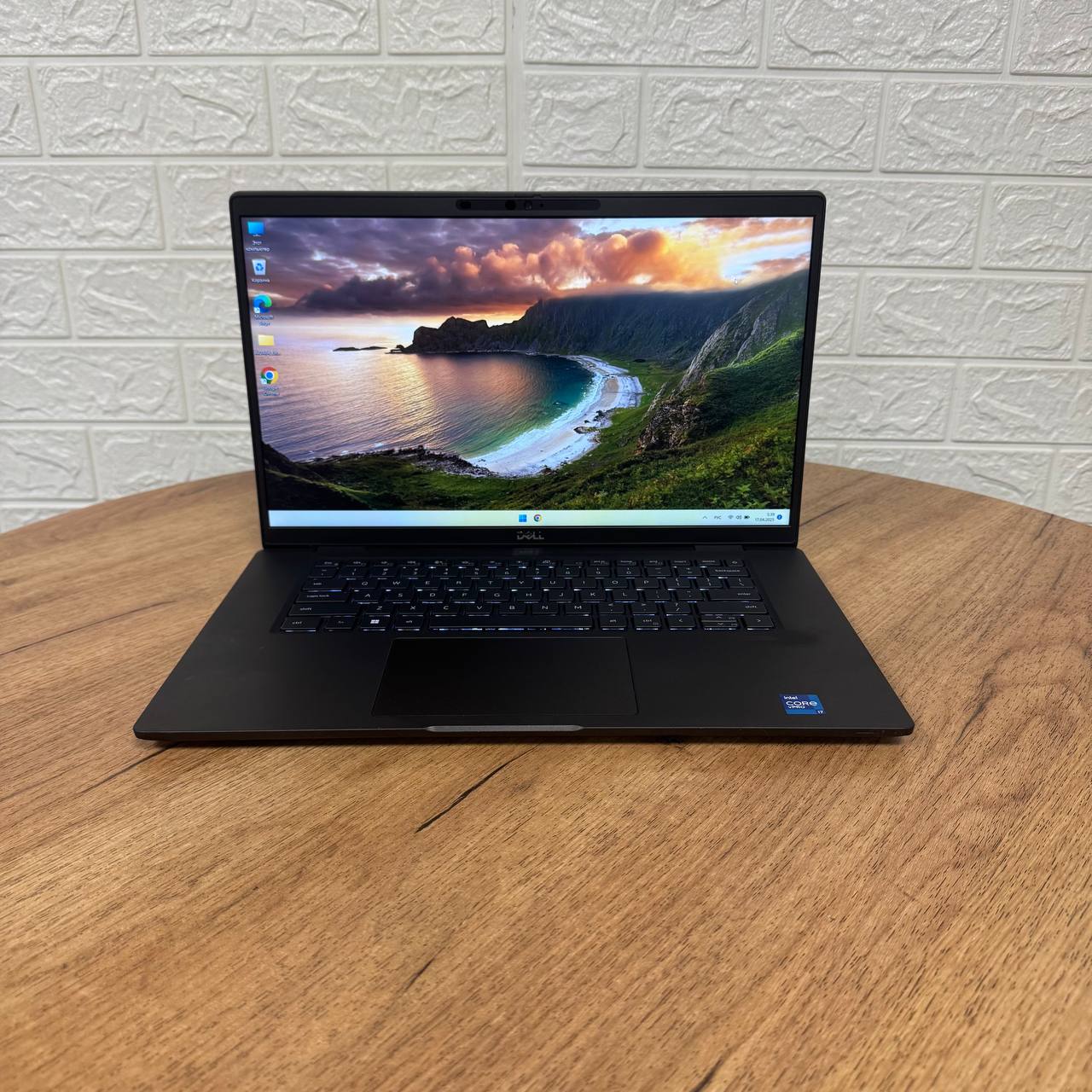 Сенсорний Dell Latitude 7520