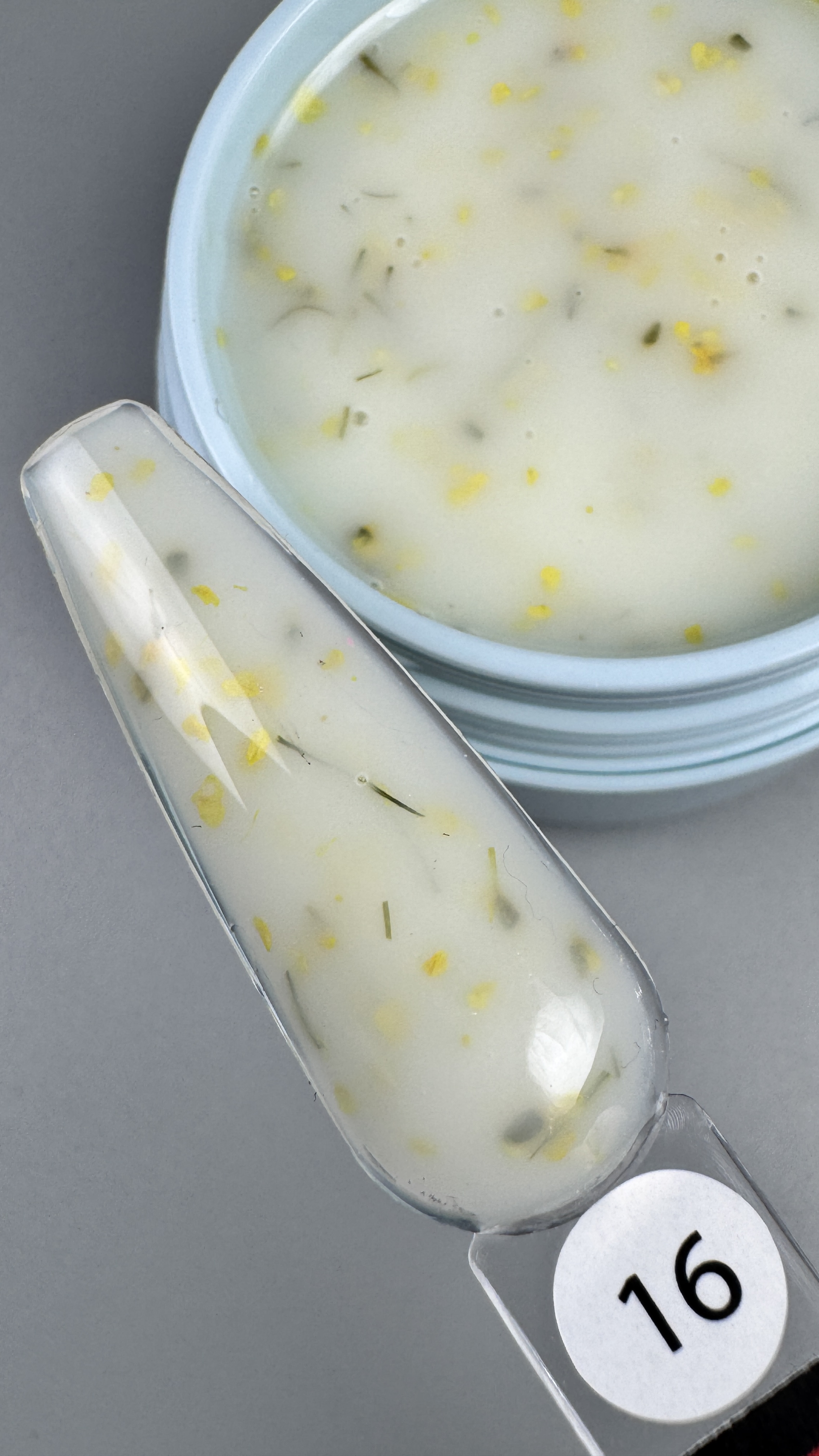 Flowers milk gel №16