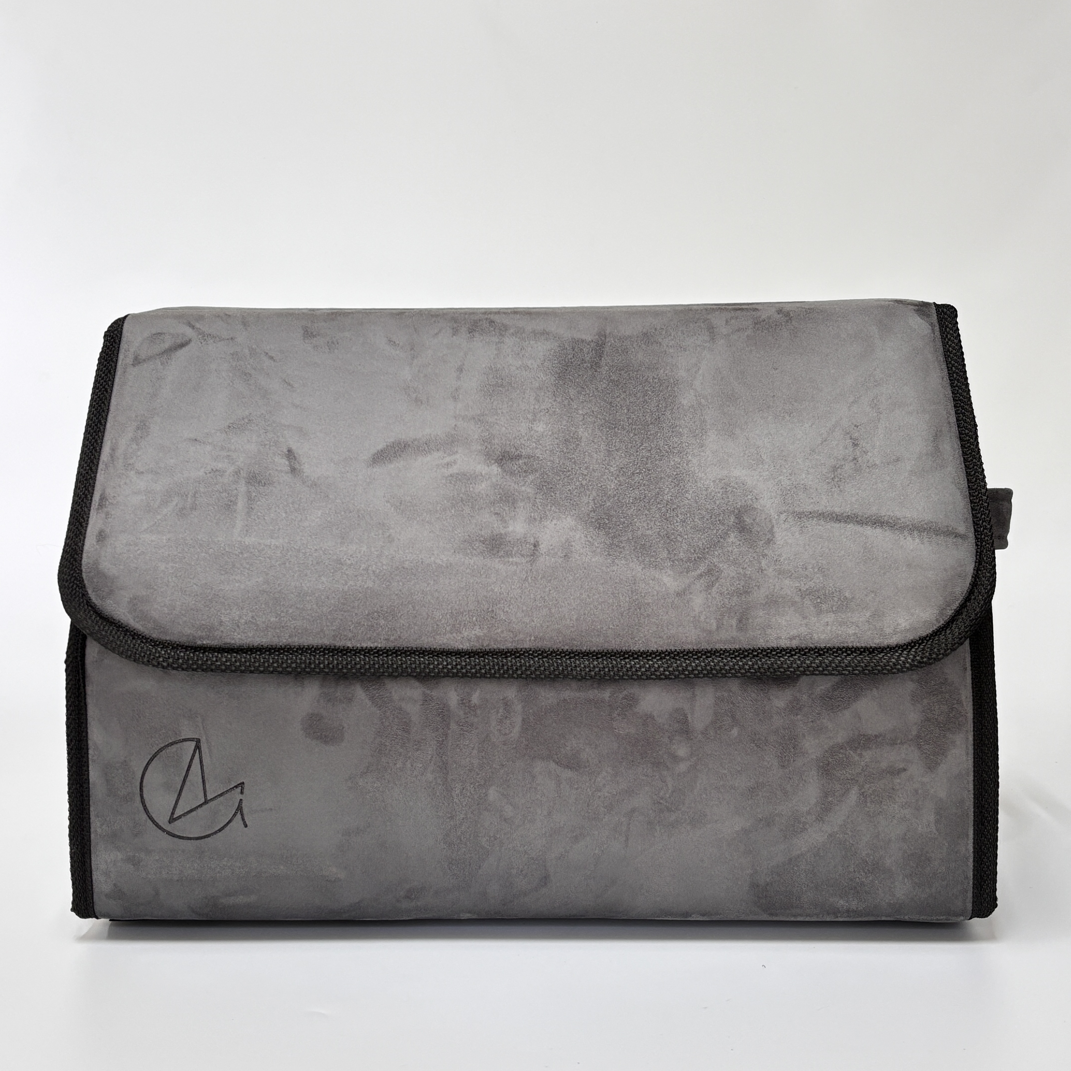 Темно-сірий