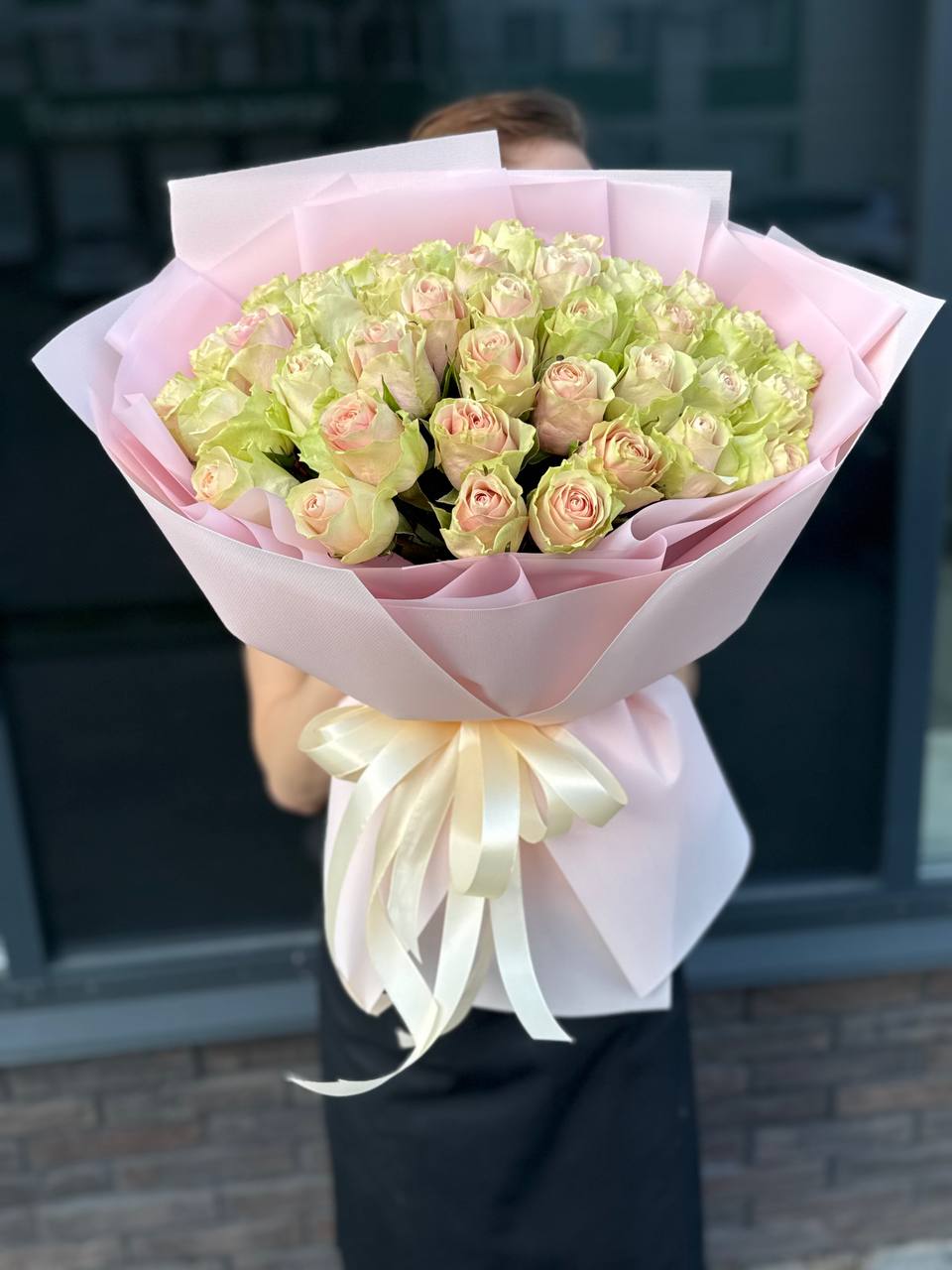 Моно букет із троянди фрутетто