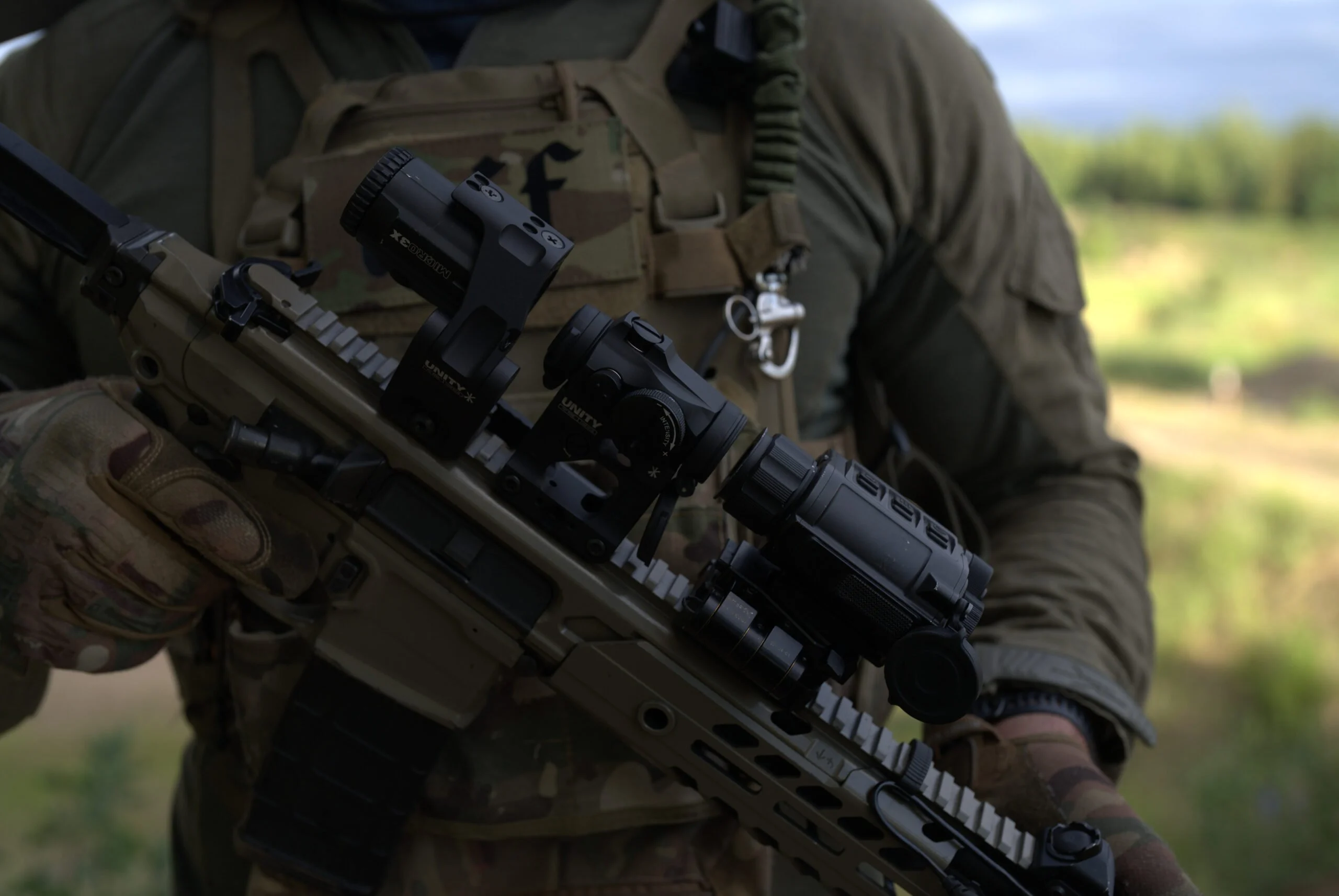 Сучасний модульний та мультизадачний комплект обвісу для ф'южн системи "тепловізор+ПНБ" та "тепловізор+коліматор" від естонського бренду "FalconClaw".