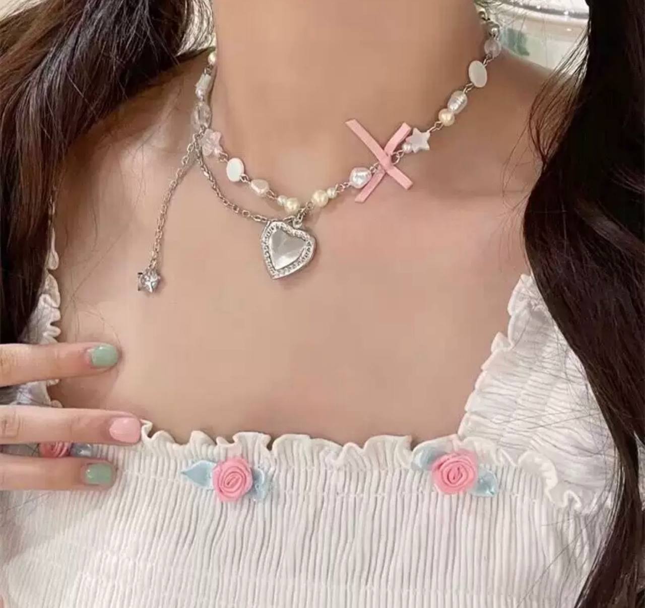 Чарівне намисто з перлами та підвіскою серцем