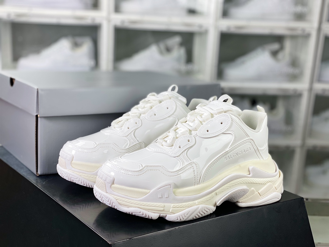 Balenciaga Triple S Clear Sole Sneaker  524039 W15C2 2028
