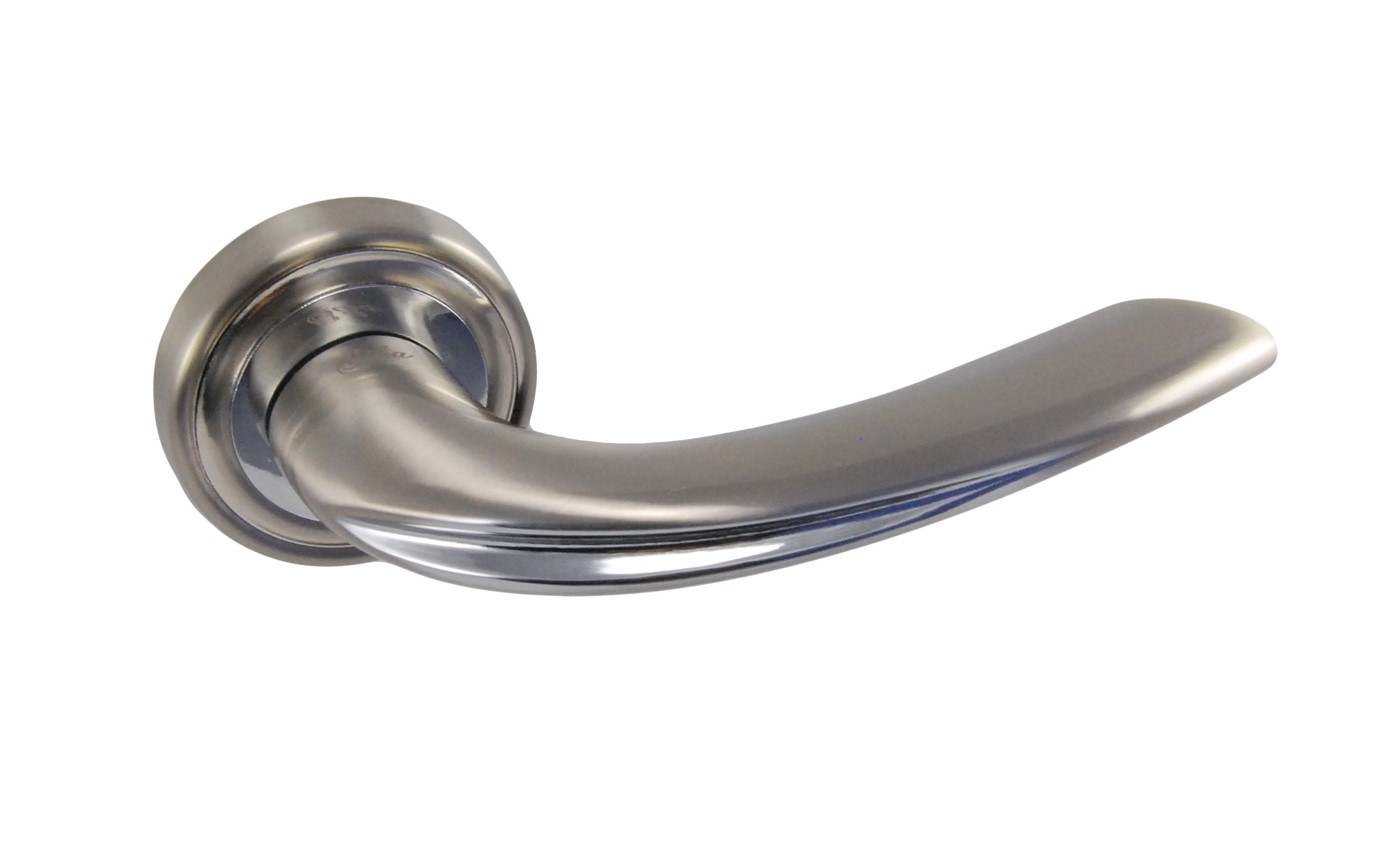 Ручка дверна SIBA Cobra матовий нікель-хром на розетці R06