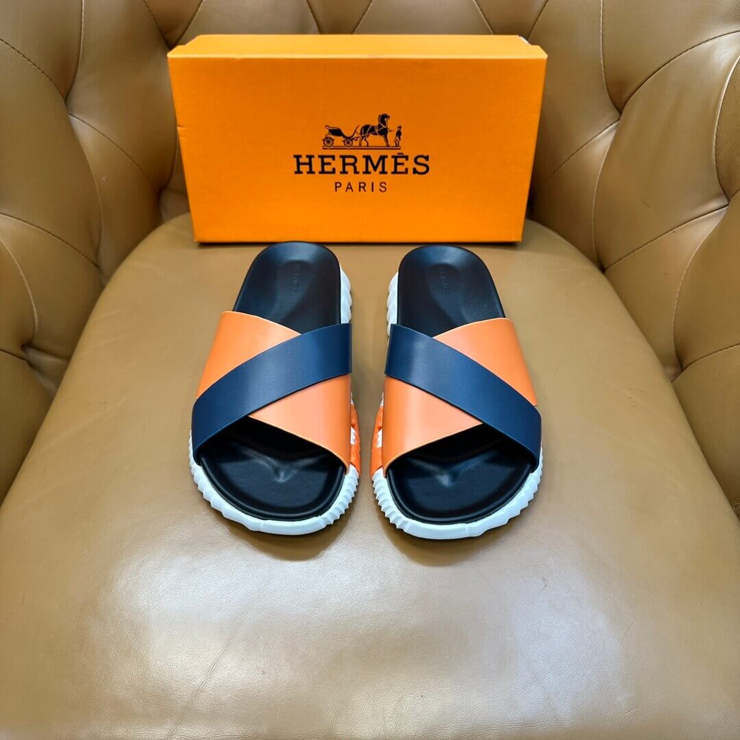 Hermes шльопанці