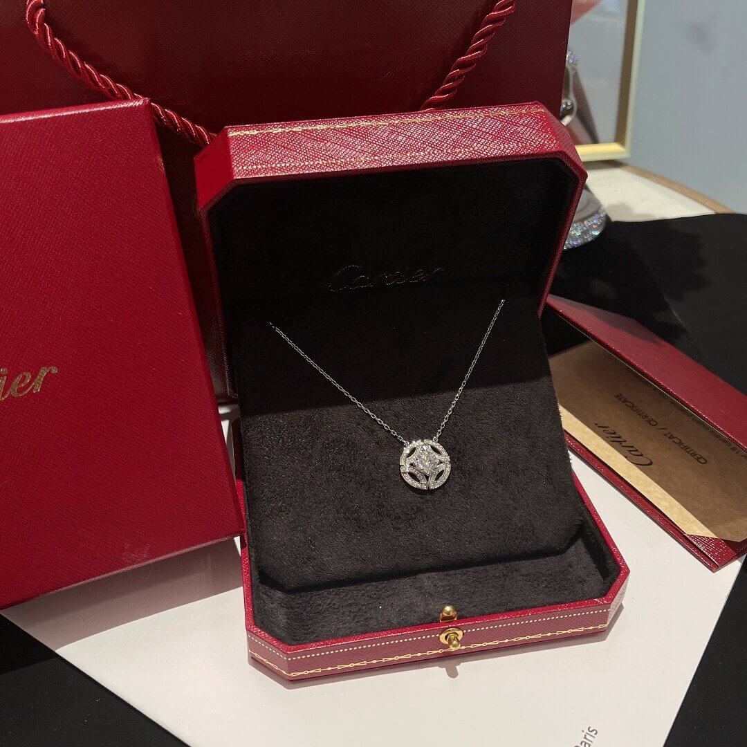 Cartier підвіска