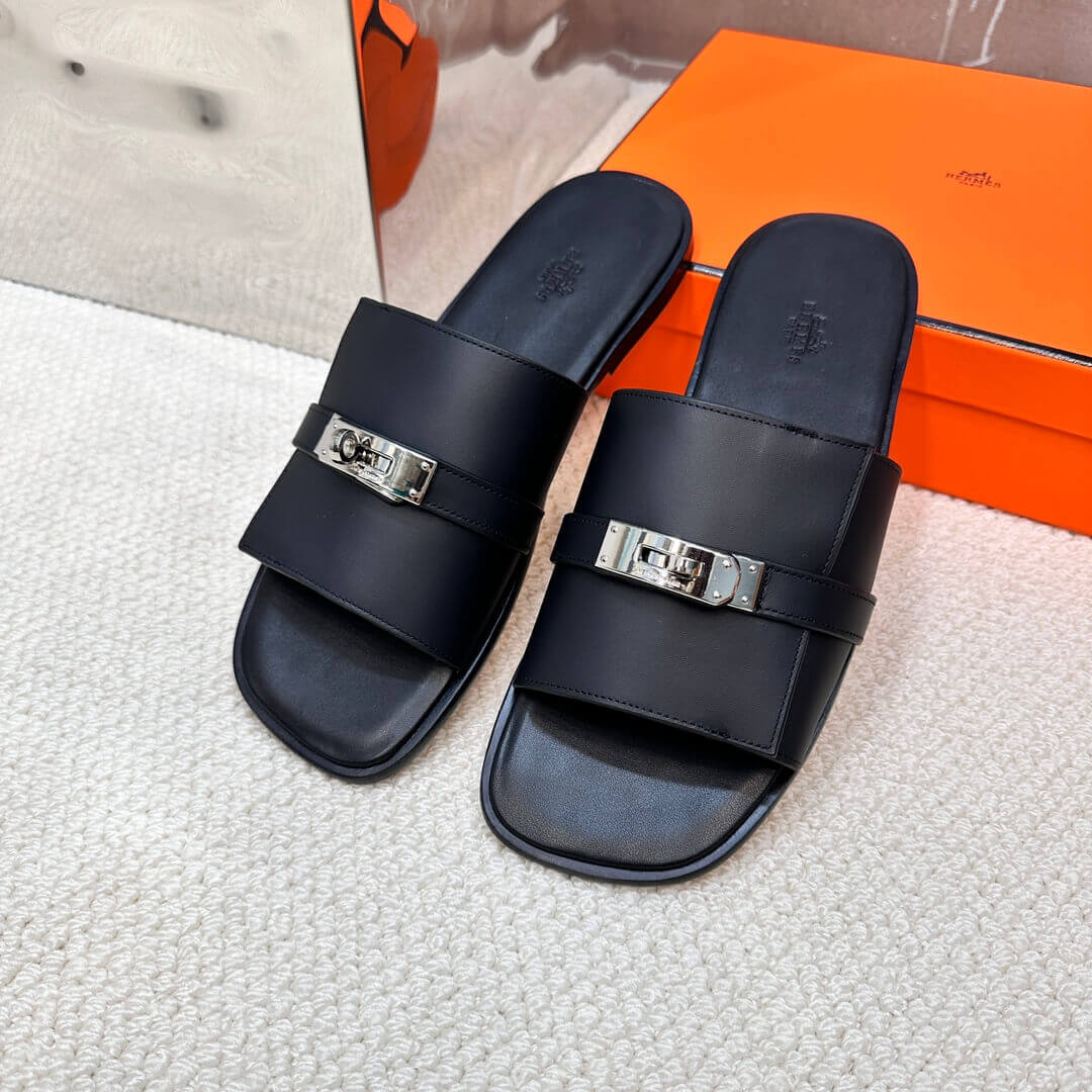 Hermes шльопанці