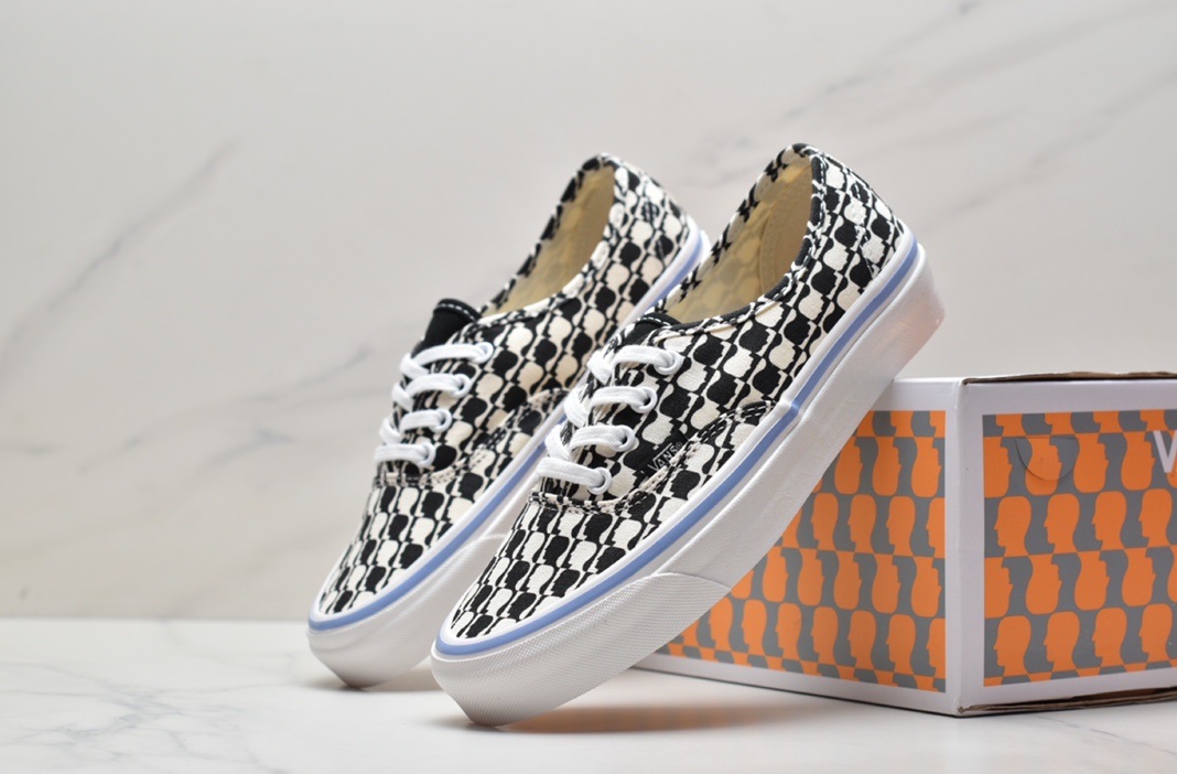 Vans Old Skool Style 36 Cecon SF