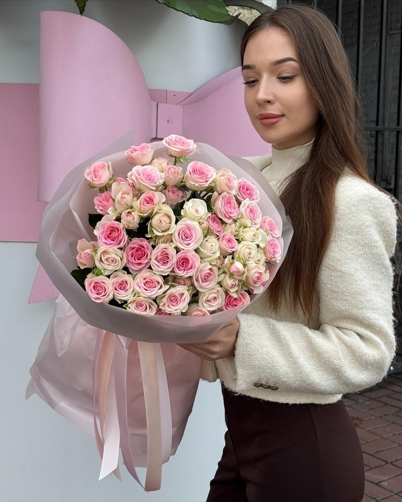 25 гілкових троянд "Гуд Муд"