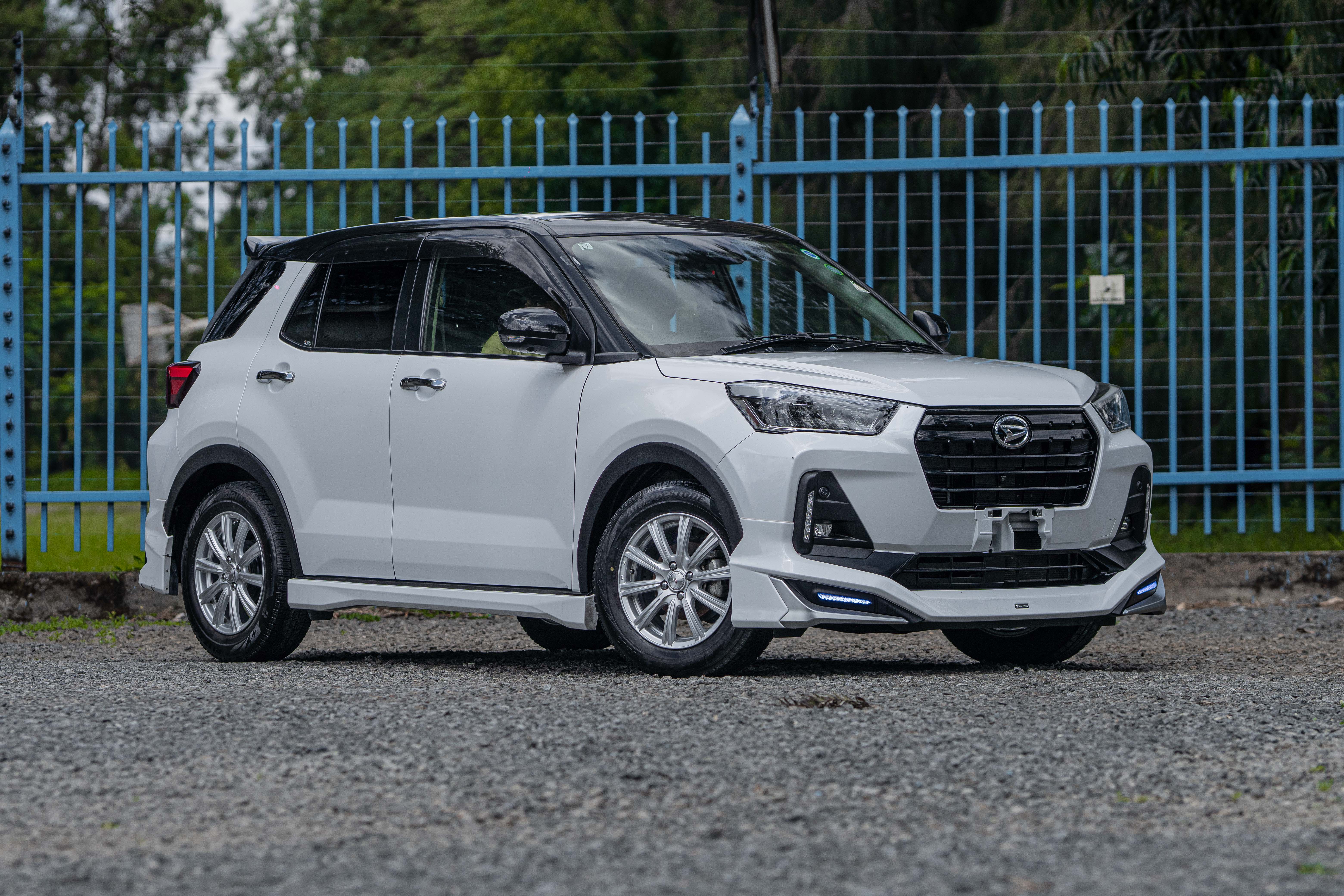 DAIHATSU ROCKY