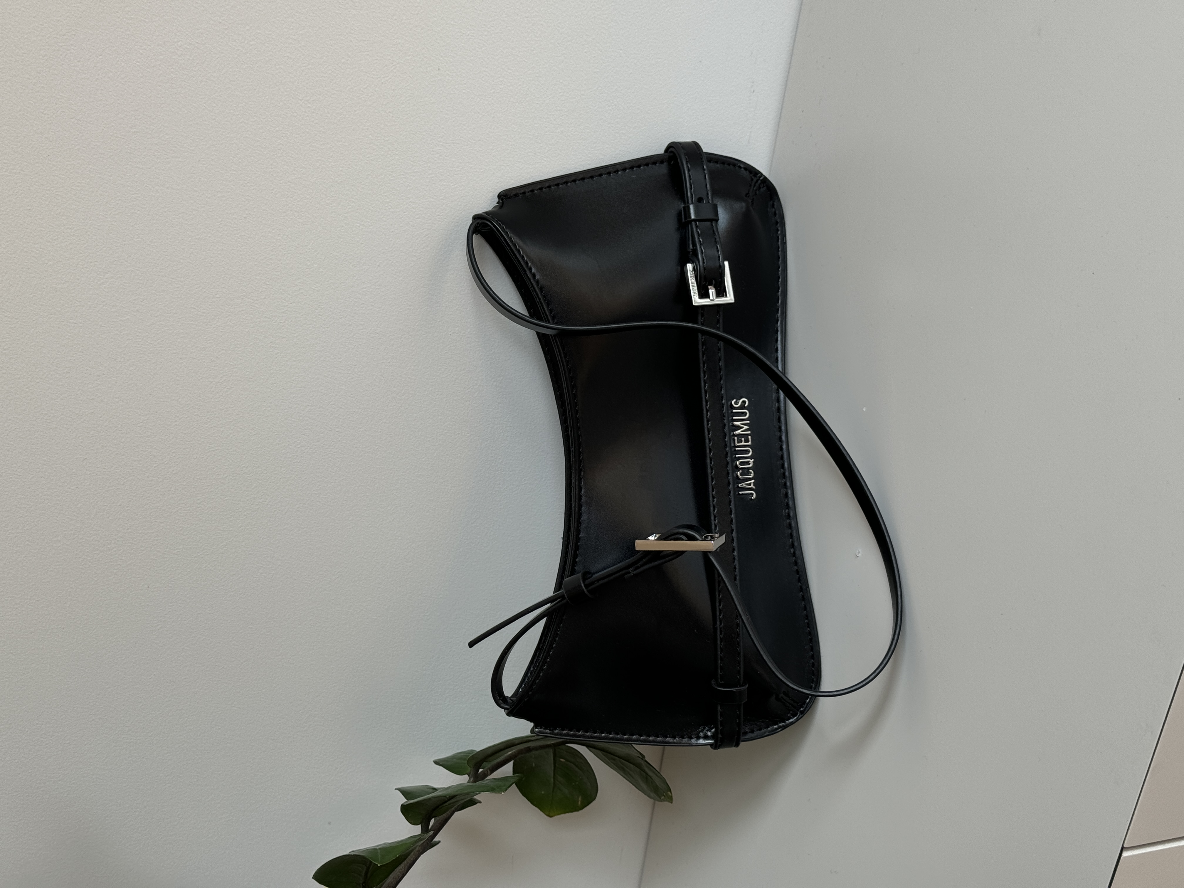 Jacquemus Le Bisou Ceinture Leather Shoulder Bag in Black