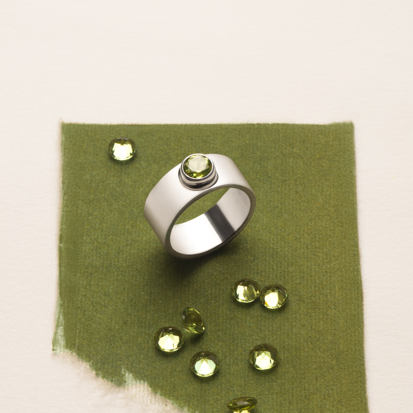 Артефакт "Кмітливість" - Каблучка з перидотом