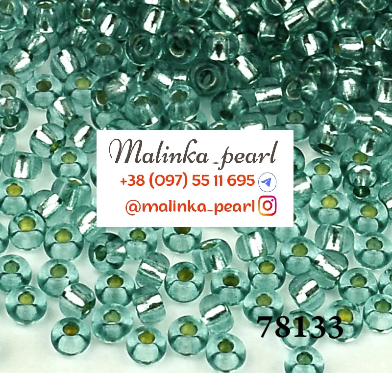 Бісер зелено-блакитний, кристальний сольгель з блискучим срібним отвором