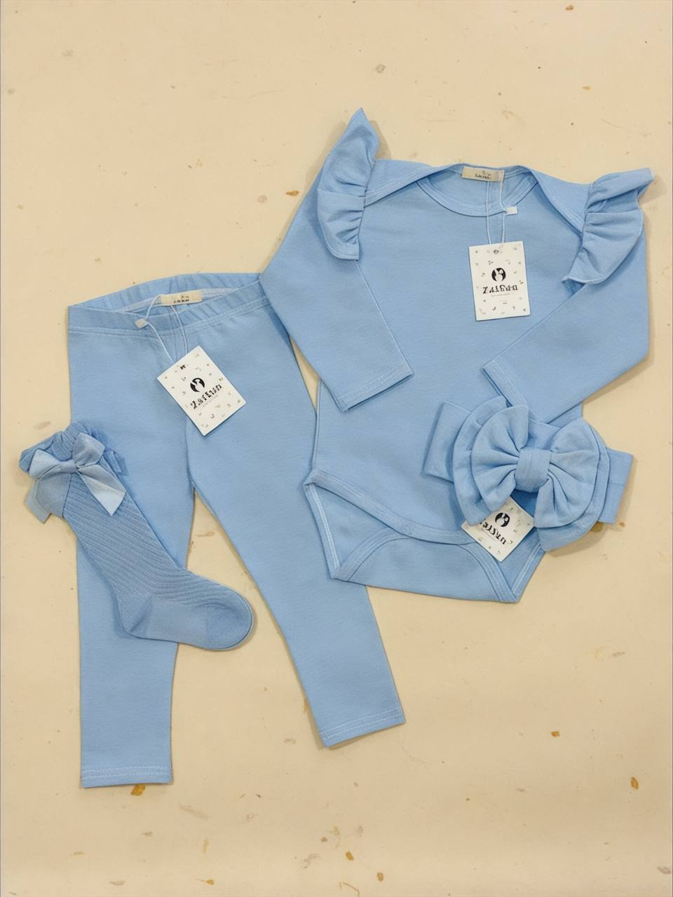 Комплект у блакитному кольорі