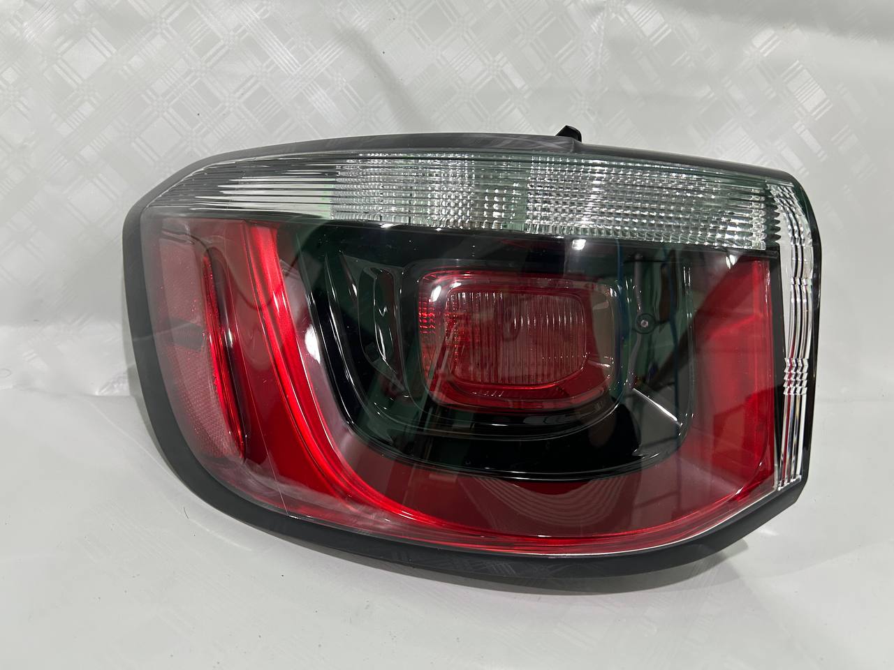 Jeep Compass 2 Ліва сторона Б/у оригінал (Водійська сторона в крило)  2017 - 2024 роки