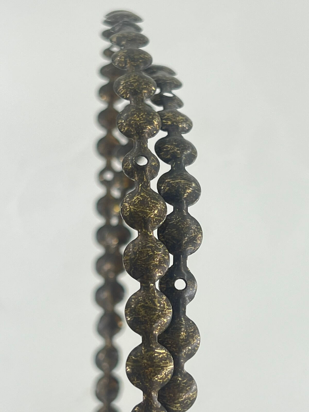 Декоративна цвяхова стрічка OLD GOLD  