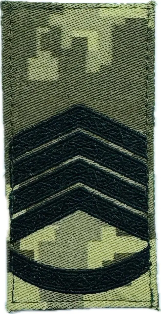 Погон Головний сержант (старшина) (чорна нитка, на липучці) піксель