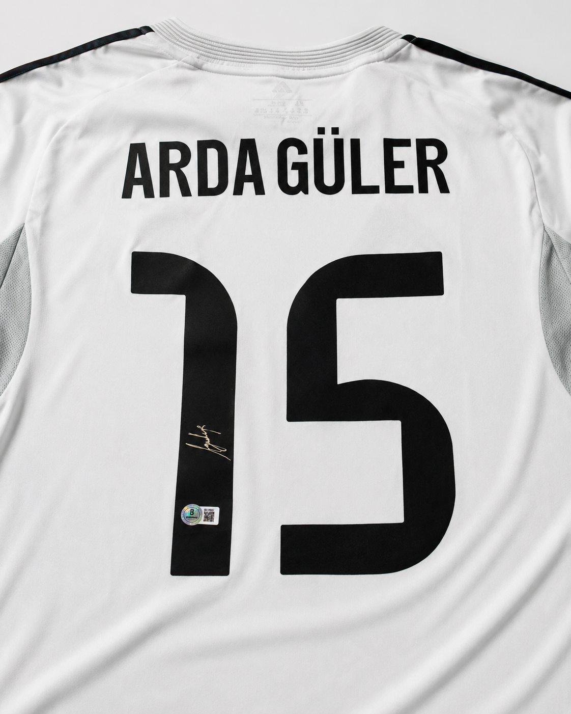 Jersey Real Madrid Arda Güler #15 FIRMADO Y CERTIFICADO BECKETT