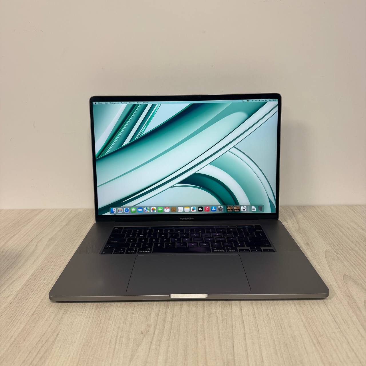 MacBook Pro 16 A2141 2019 257 циклів