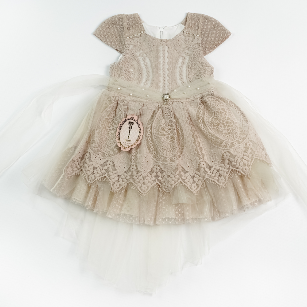 Плаття ошатне зі шлейфом