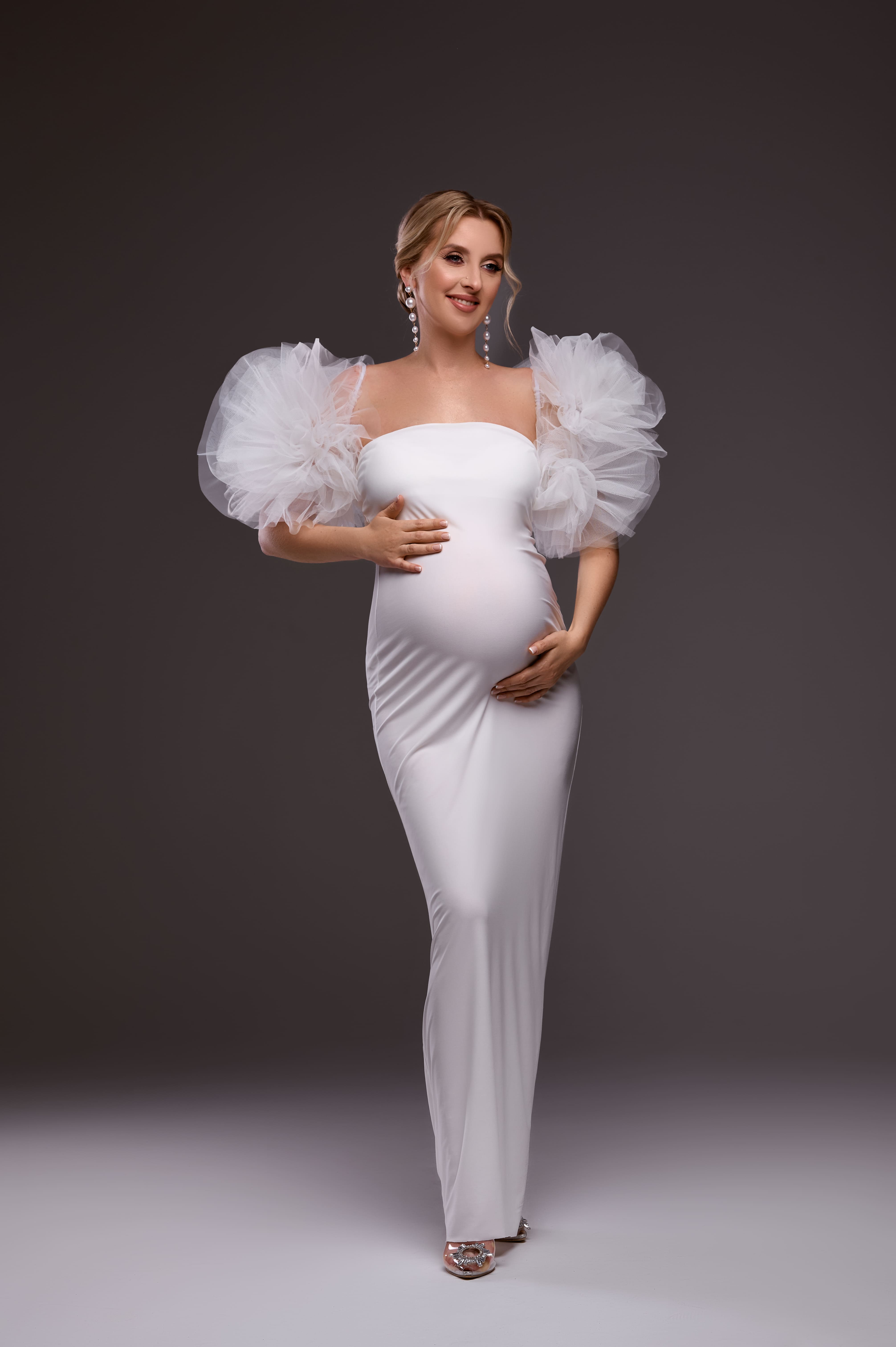 Pregnant 32