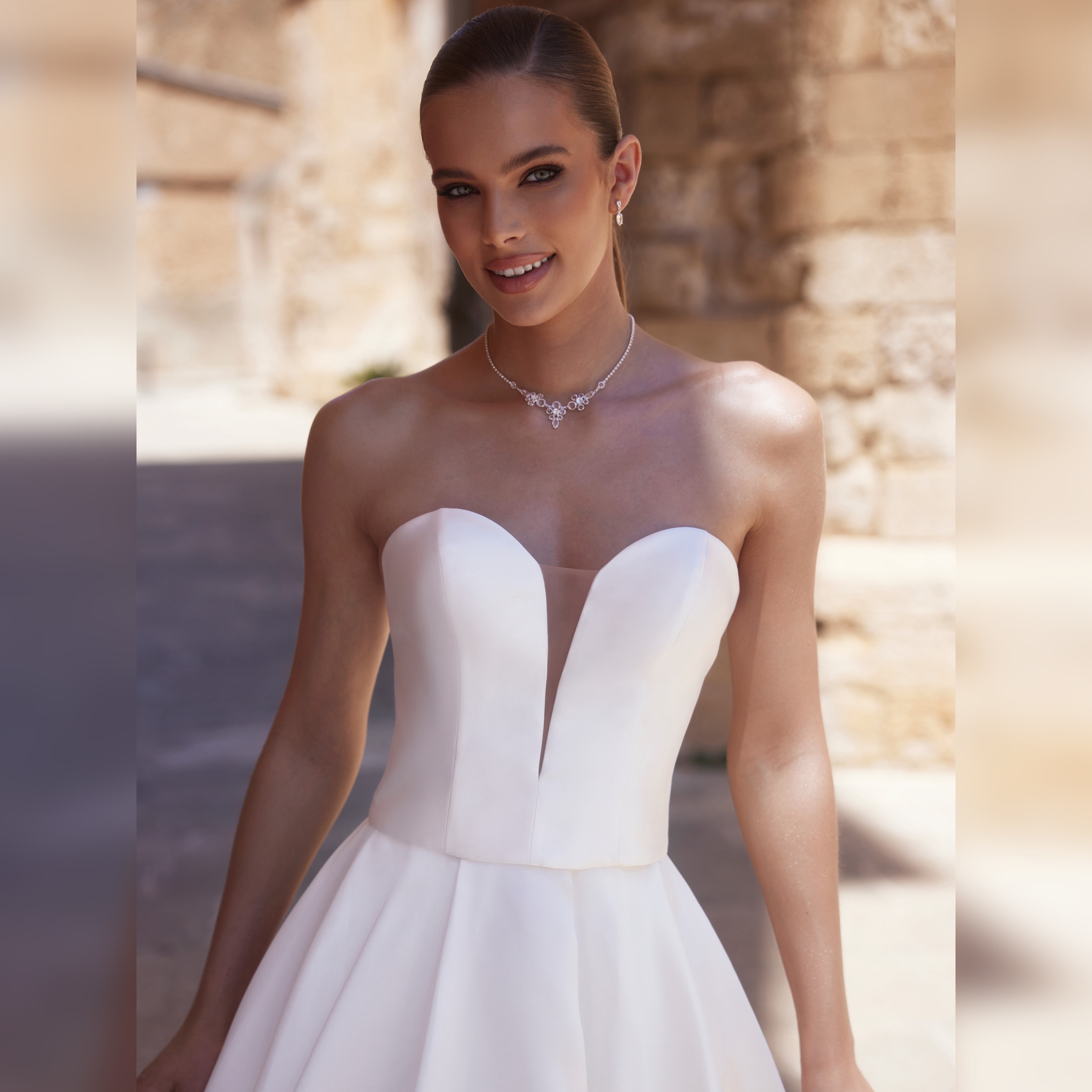 Bianco Evento Brauttop E458