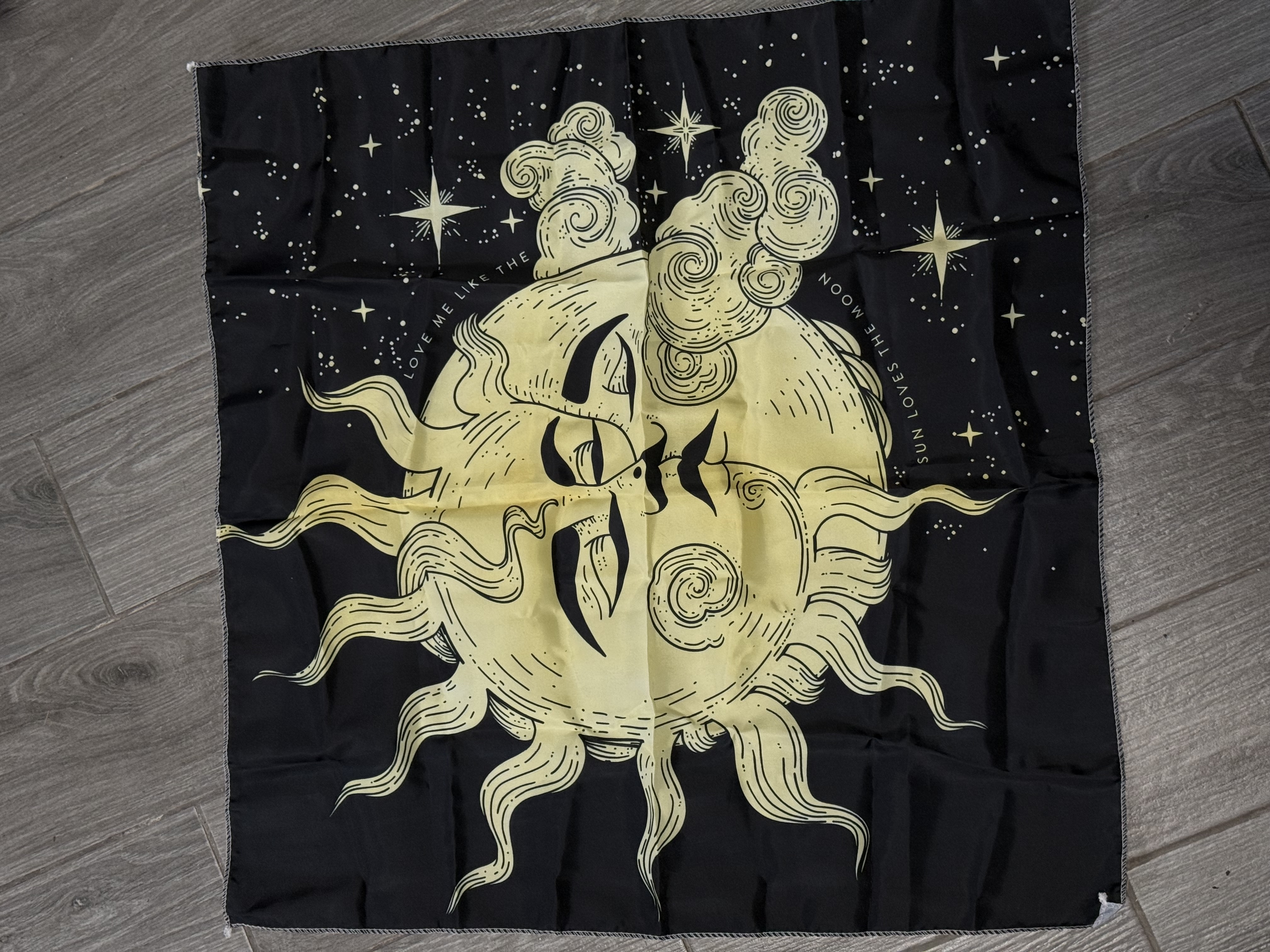 Скатертина 70х70 см