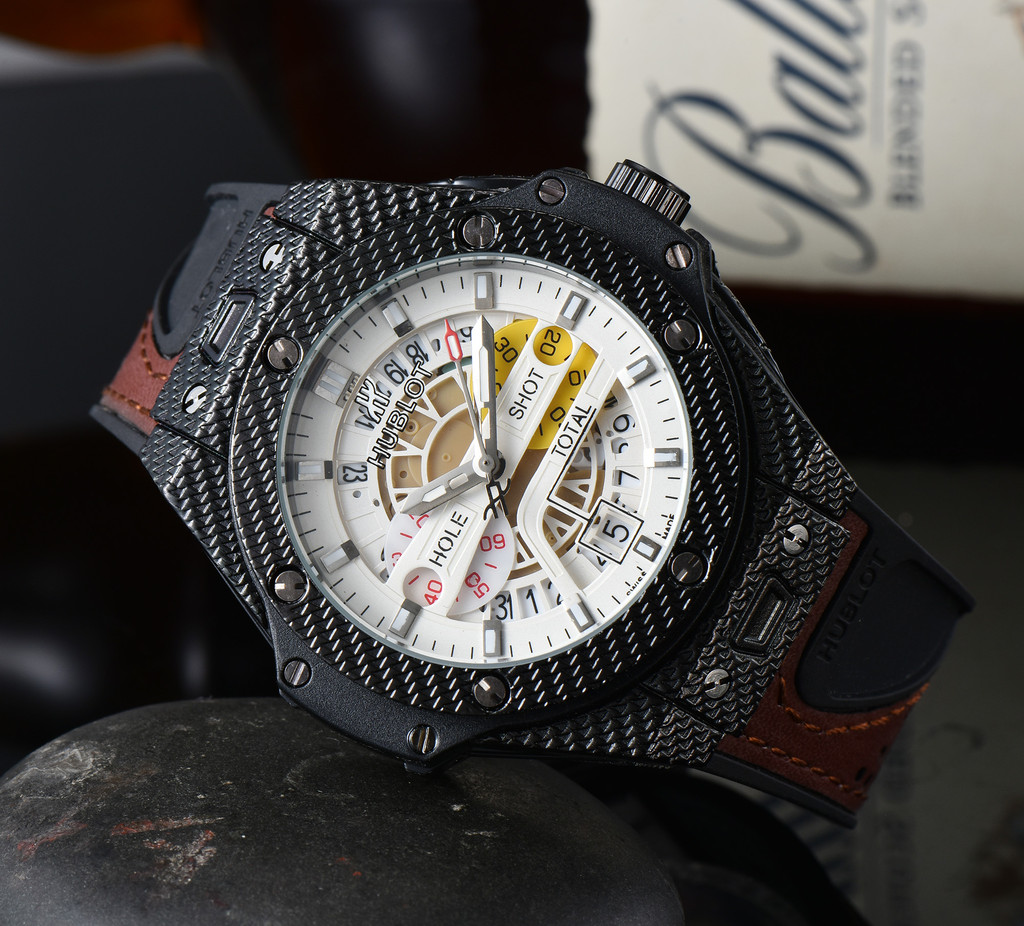 Big Bang Unico Golf Sky Blue Carbon 45mm REF: 416.YE.1123