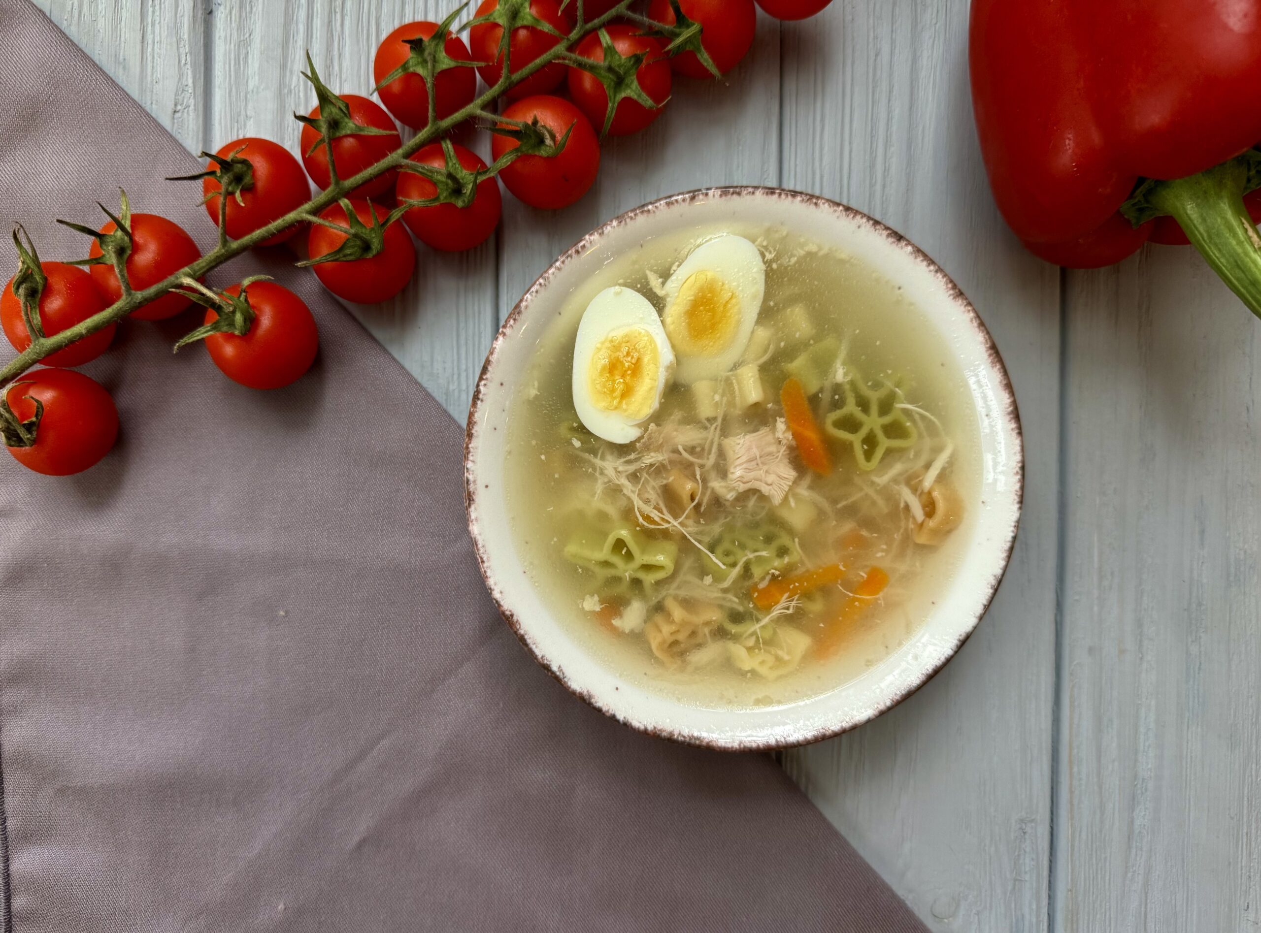 Бульйон курячий з макаронами