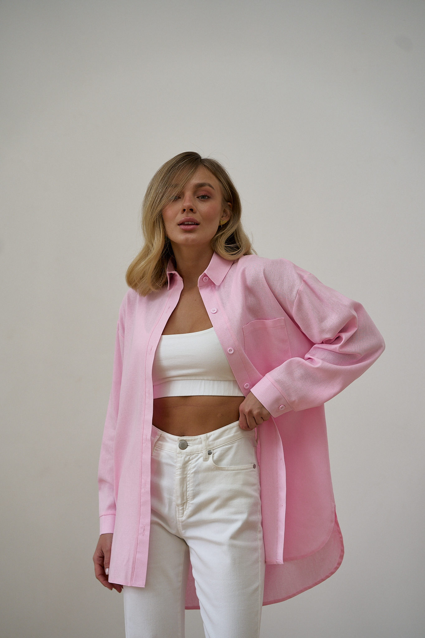 Сорочка оверсайз лляна з довгим рукавом - Пудра IWOMAN