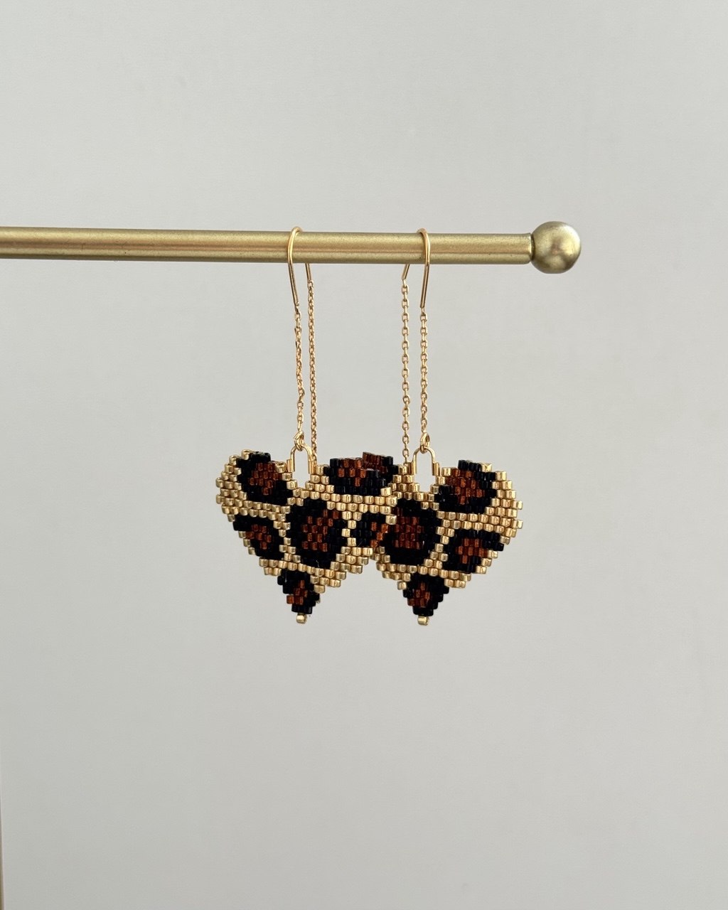 Сережки сердечка LEO