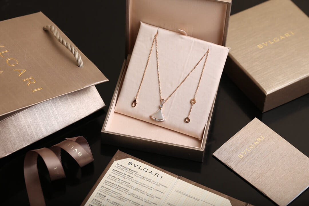 Bvlgari підвіска золота