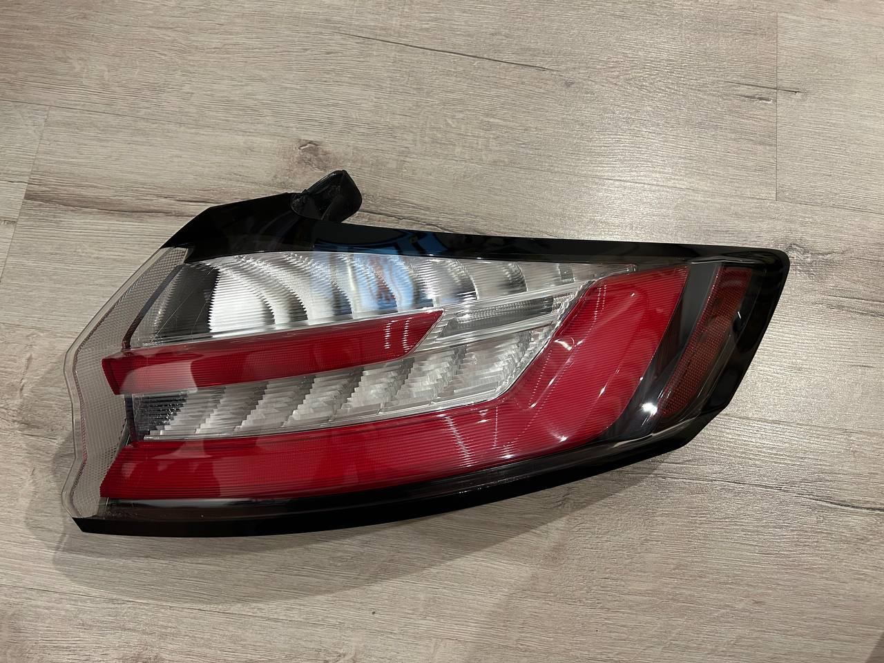 Ford Edge комплектація Titanium б.у оригінал Права в крило 2018 - 2024 роки