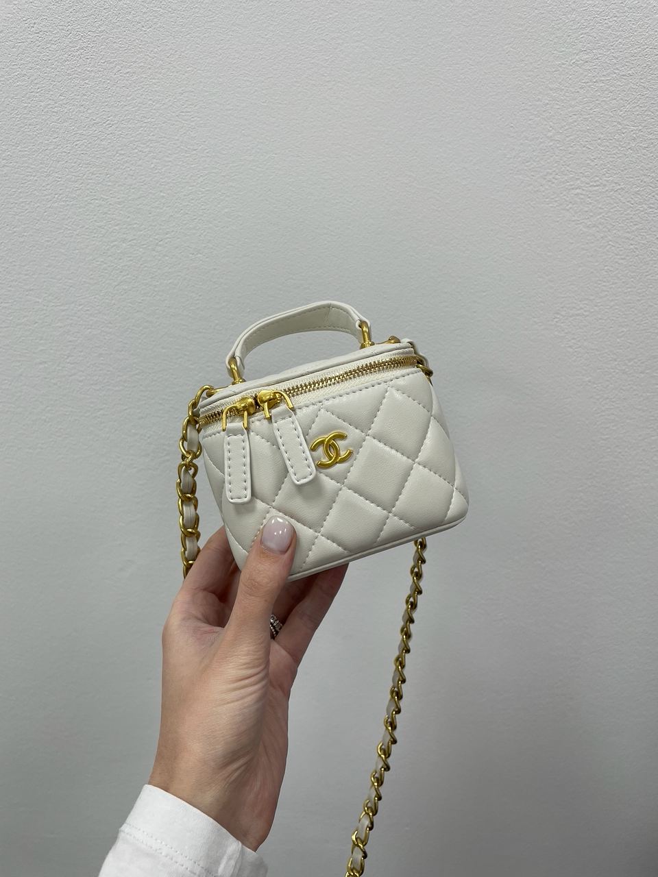Chanel Classic Beige Lambskin Pearl Crush Mini Vanity Case
