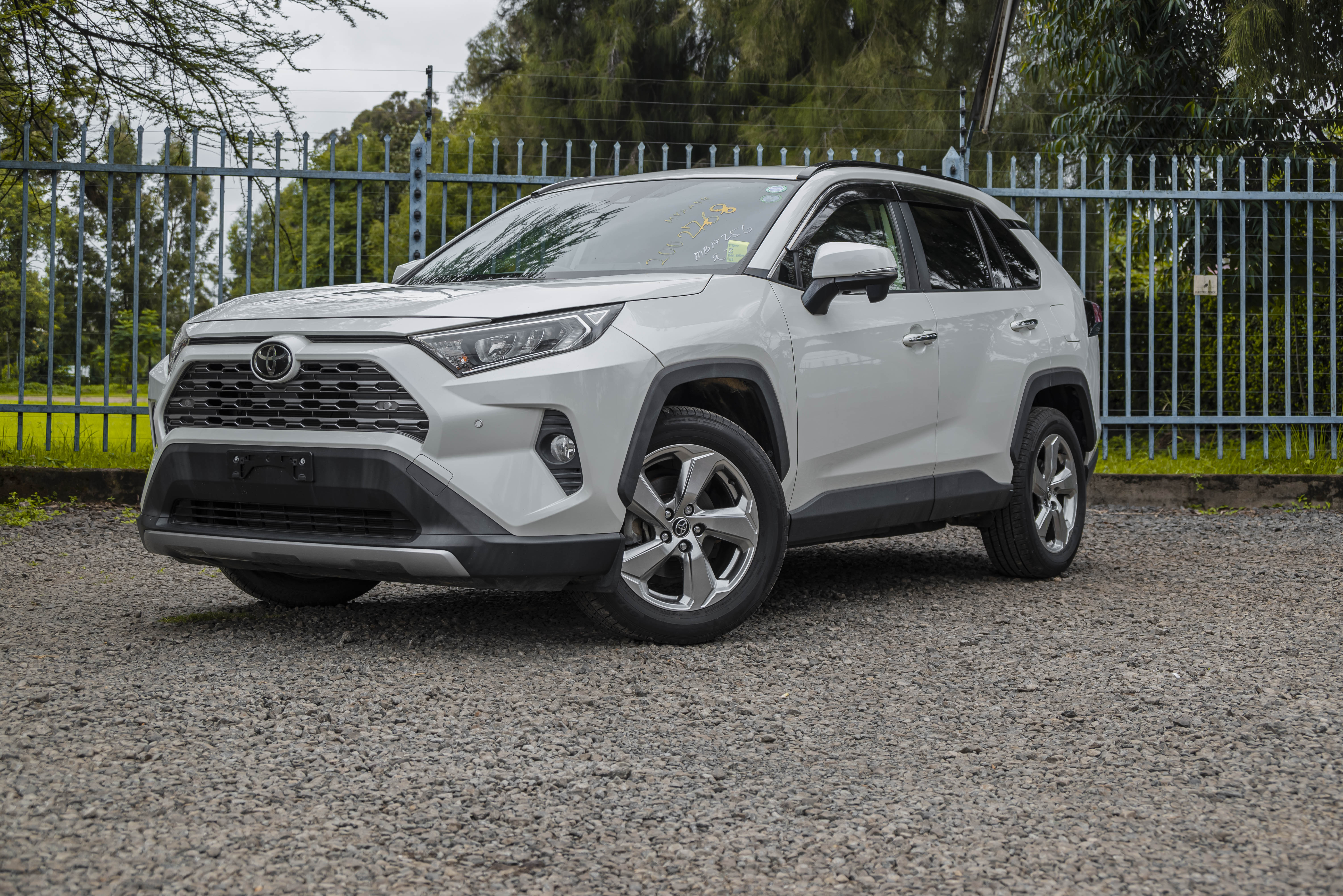 TOYOTA RAV 4