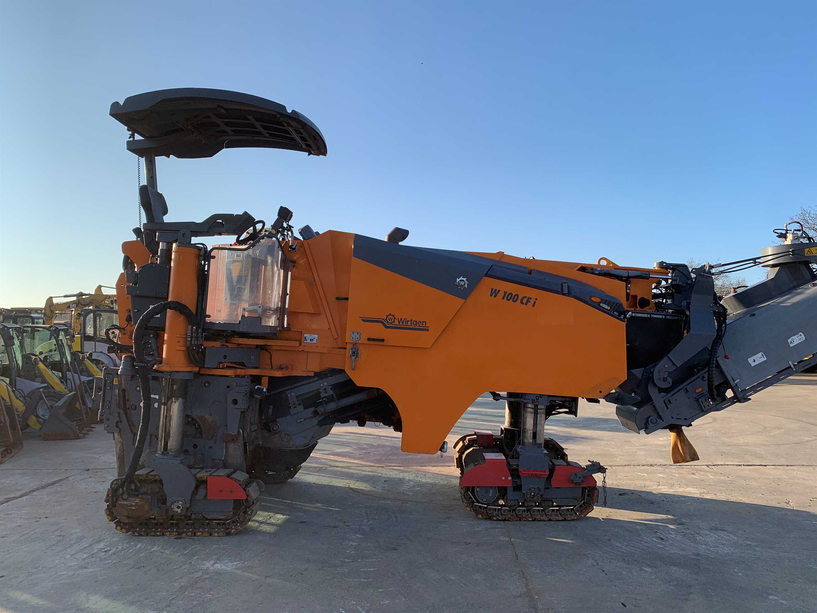 Дорожня фреза| WIRTGEN W 100 CFI | 2015 рік | 6 600 мотогодин