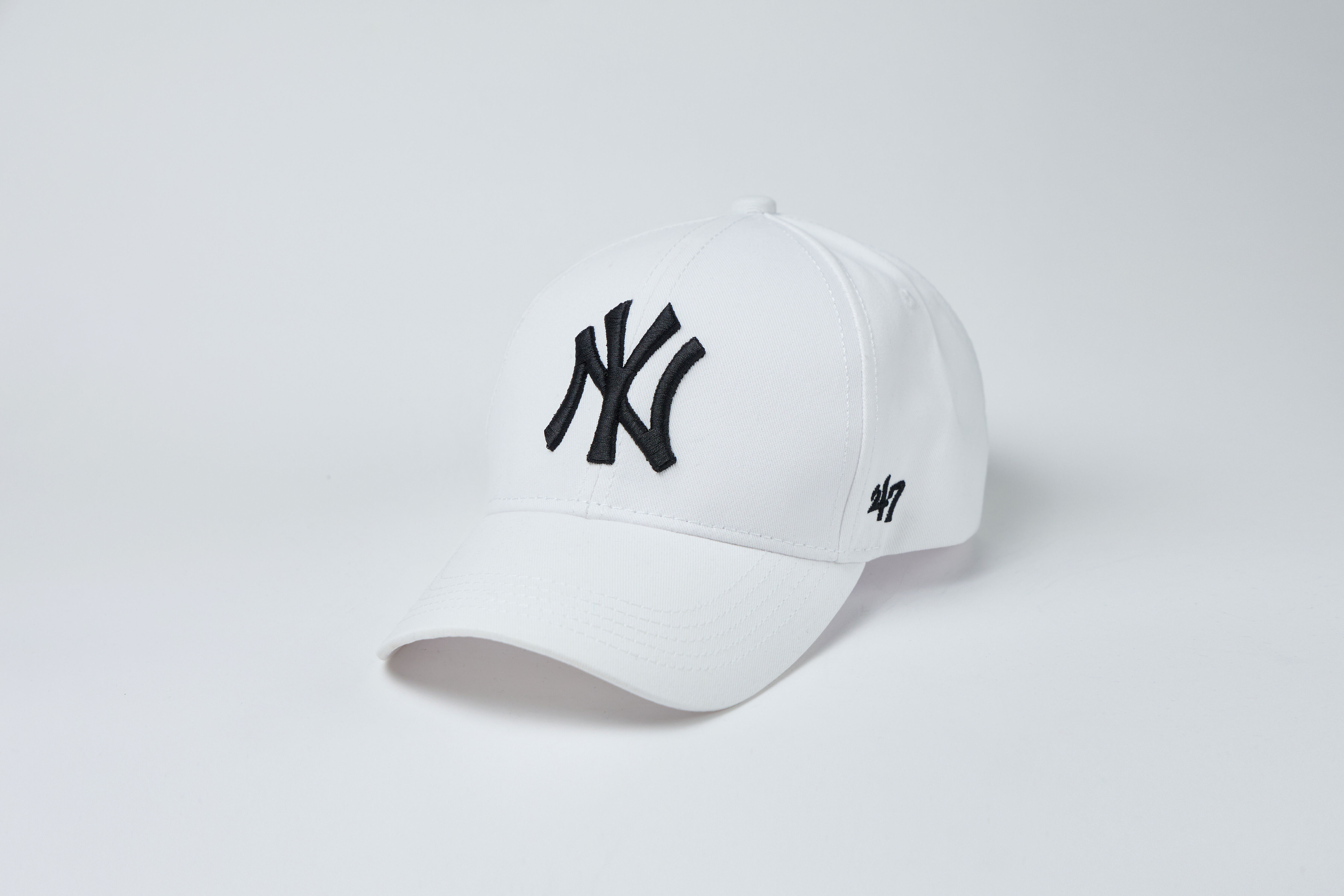Бейсболка New York - Нью Йорк Біла Вишивка Чорна Копія