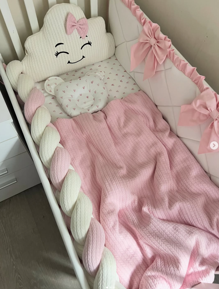 Комплект постільної білизни для новонародженого Candykids "Бантики" рожеві сердечка