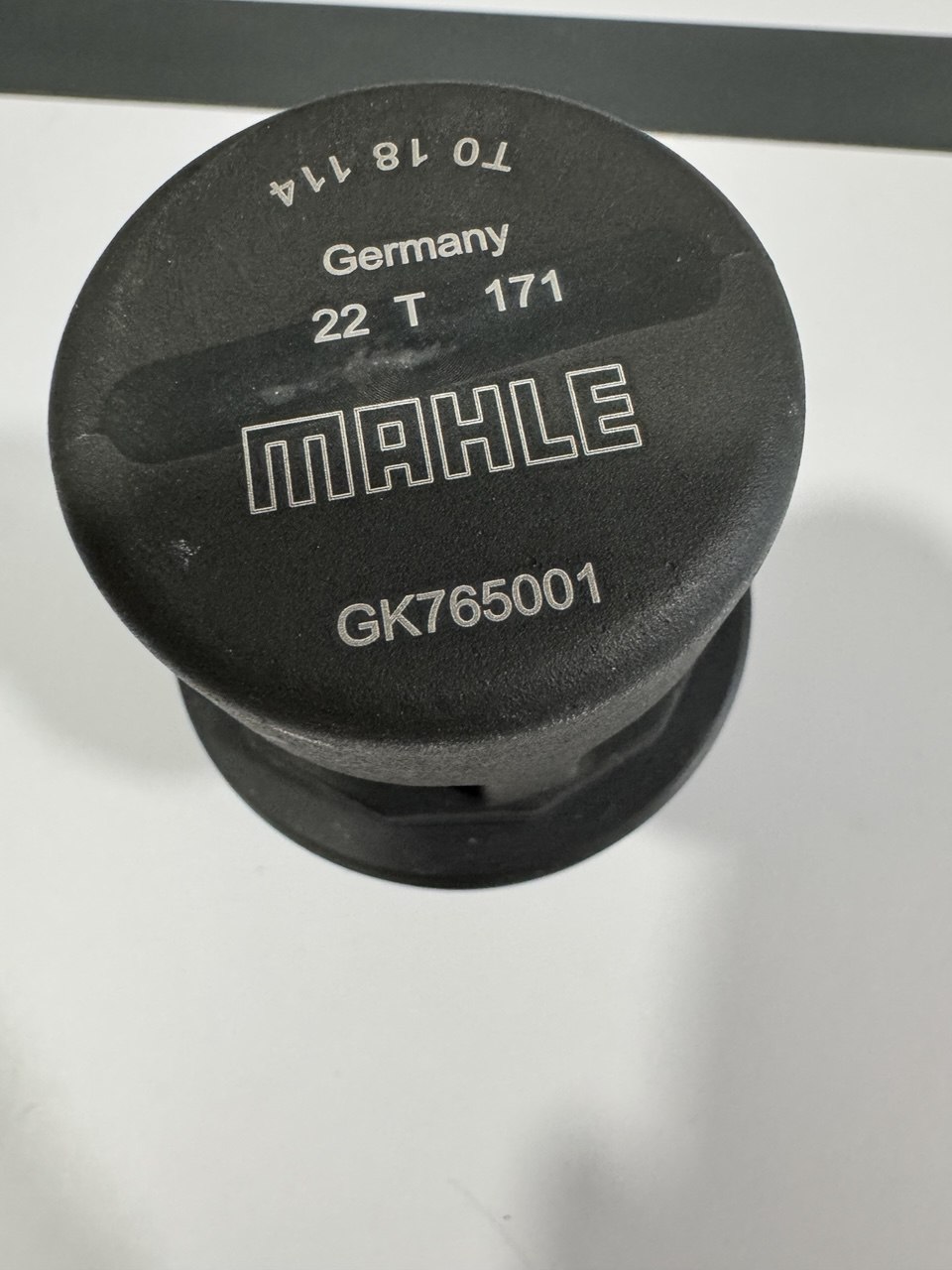 Термостат системи смазки Мерседес  gk765001