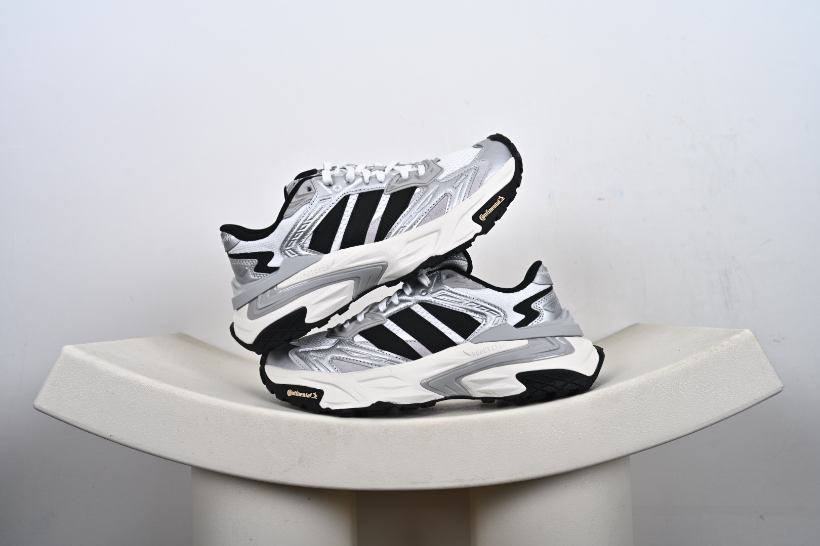 Adidas XLG StoEdge JS0059