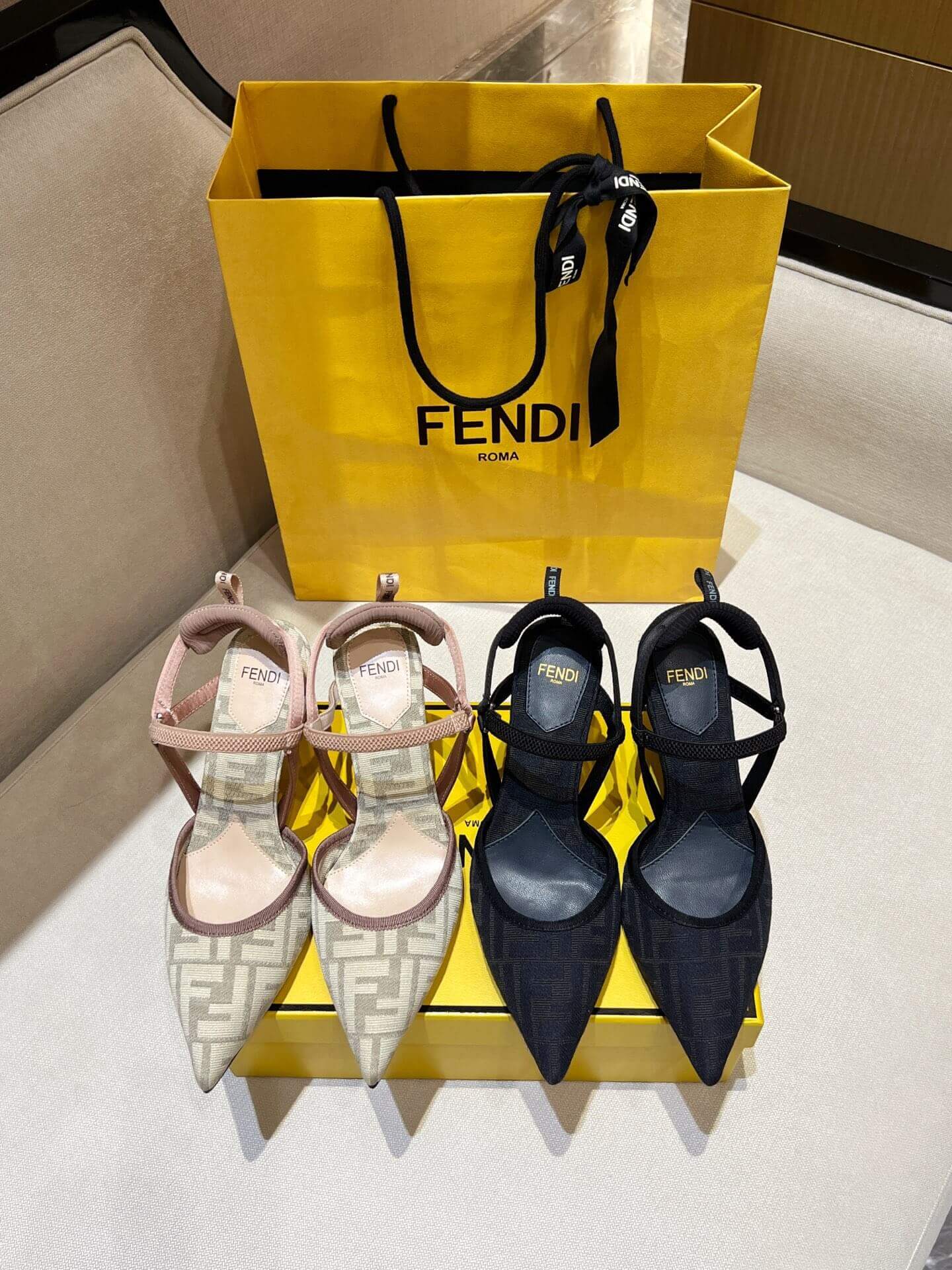 Fendi туфлі