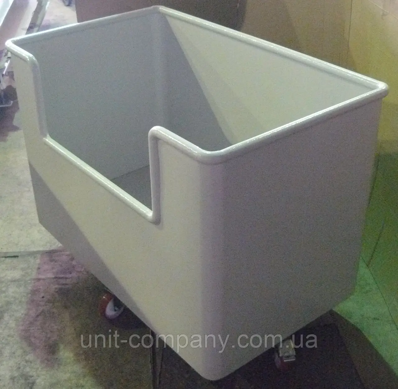 Візок для білизни з нерухомим дном