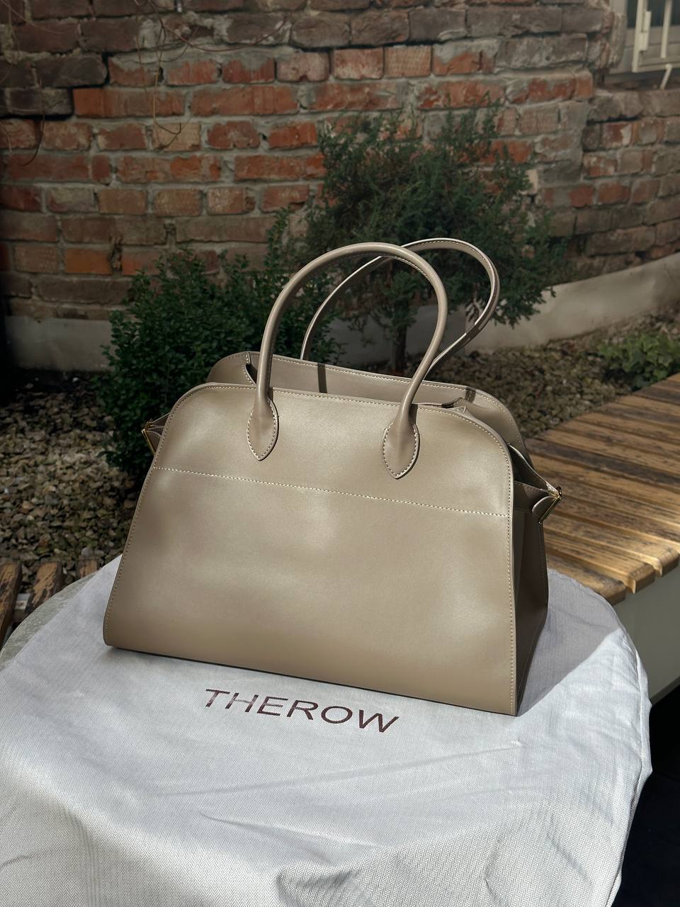The Row Soft Margaux 39 Bag in Leather Brown Capucines