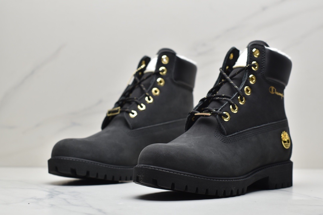 Corporate level Timberland x Champion-