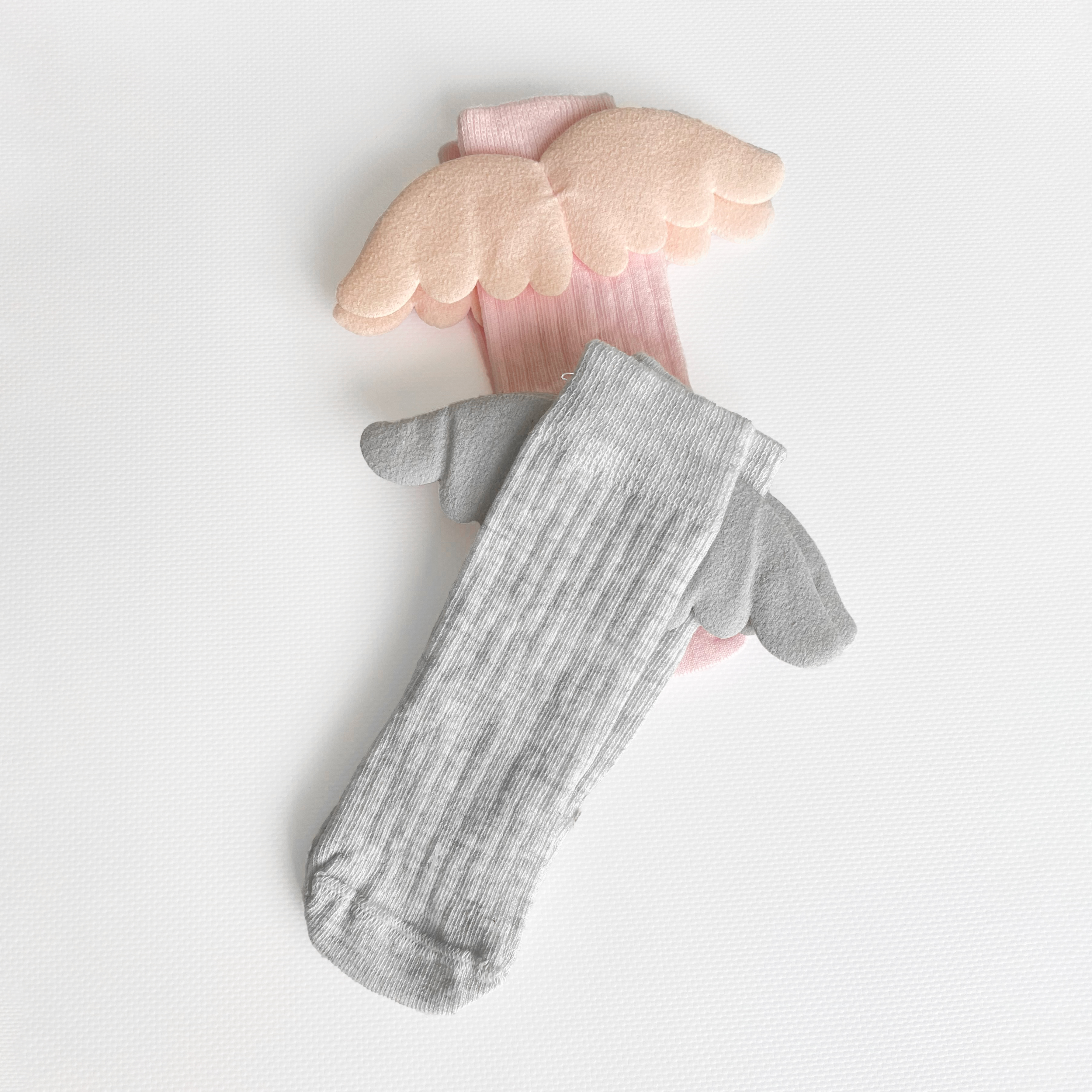 Шкарпетки з крильцями