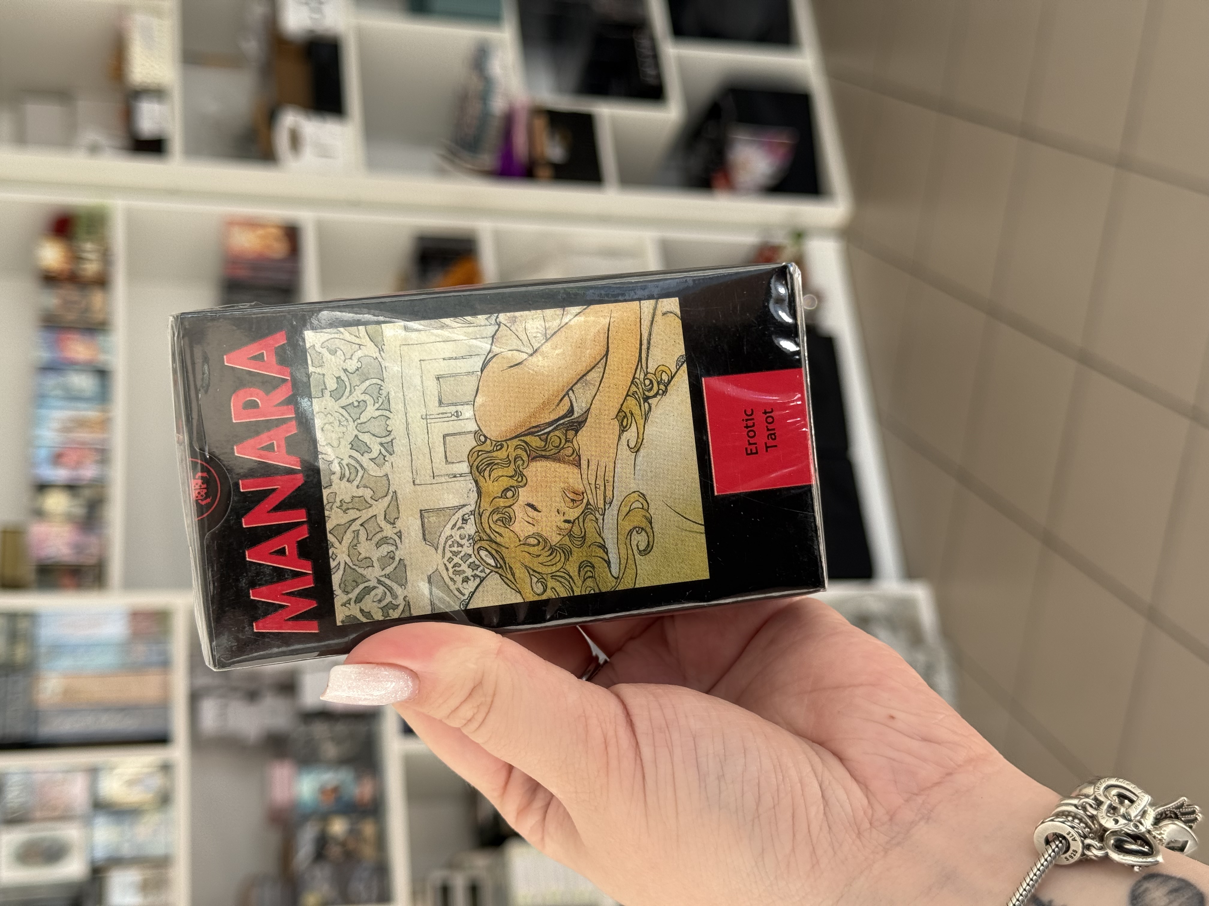 Оригінальна колода Таро Манара